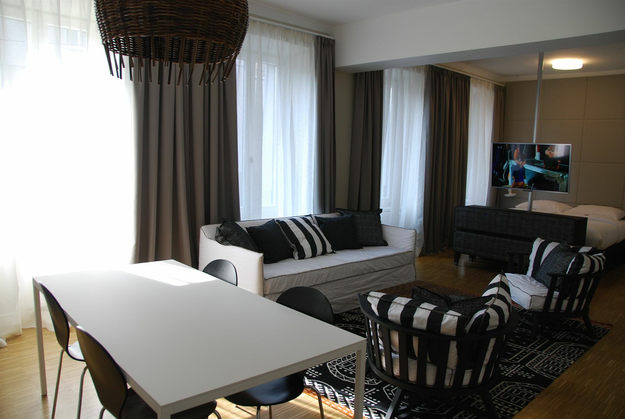 My Home In Vienna - Smart Apartments - Landstrasse Bagian luar foto